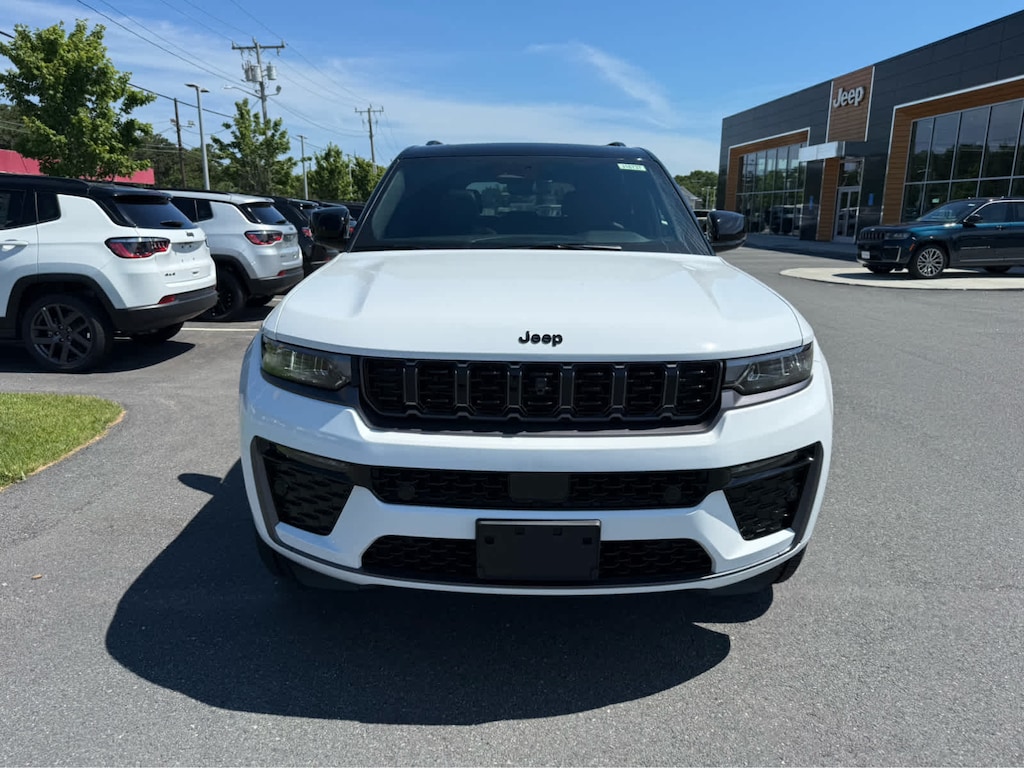 New 2026 Jeep Grand Cherokee LIMITED RESERVE 4X4 Sport Utility