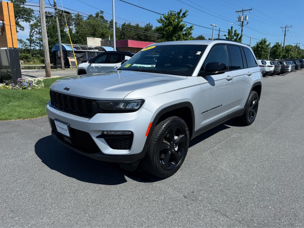 Used 2024 Jeep Grand Cherokee Limited SUV