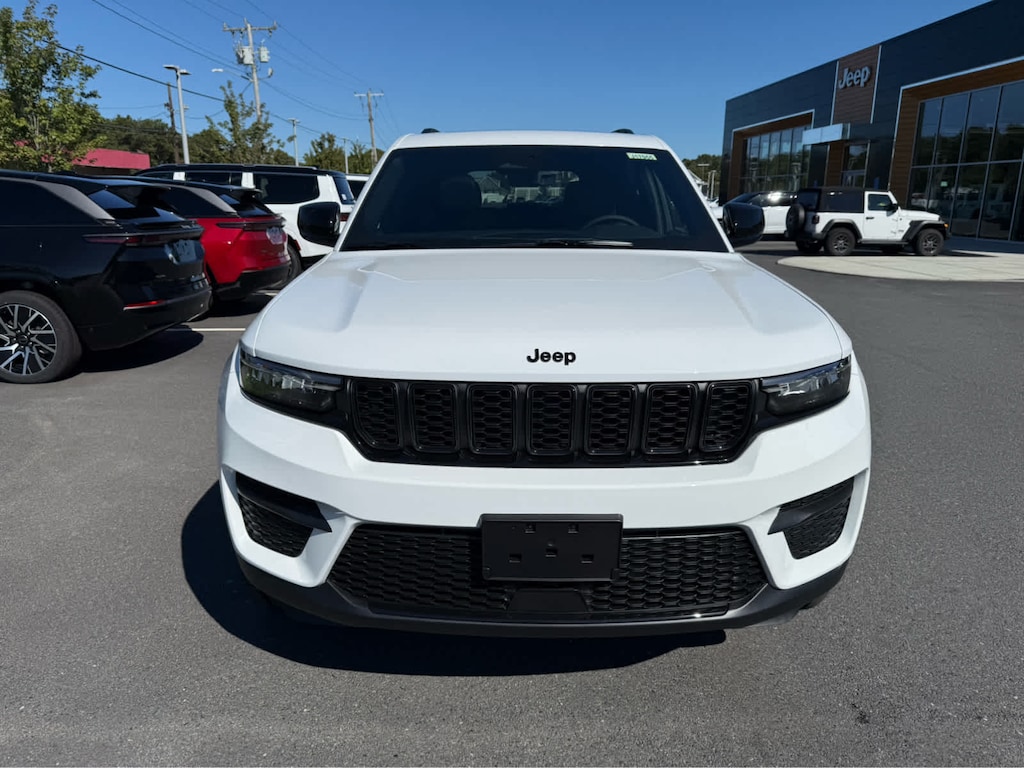 New 2025 Jeep Grand Cherokee ALTITUDE X 4X4 Sport Utility