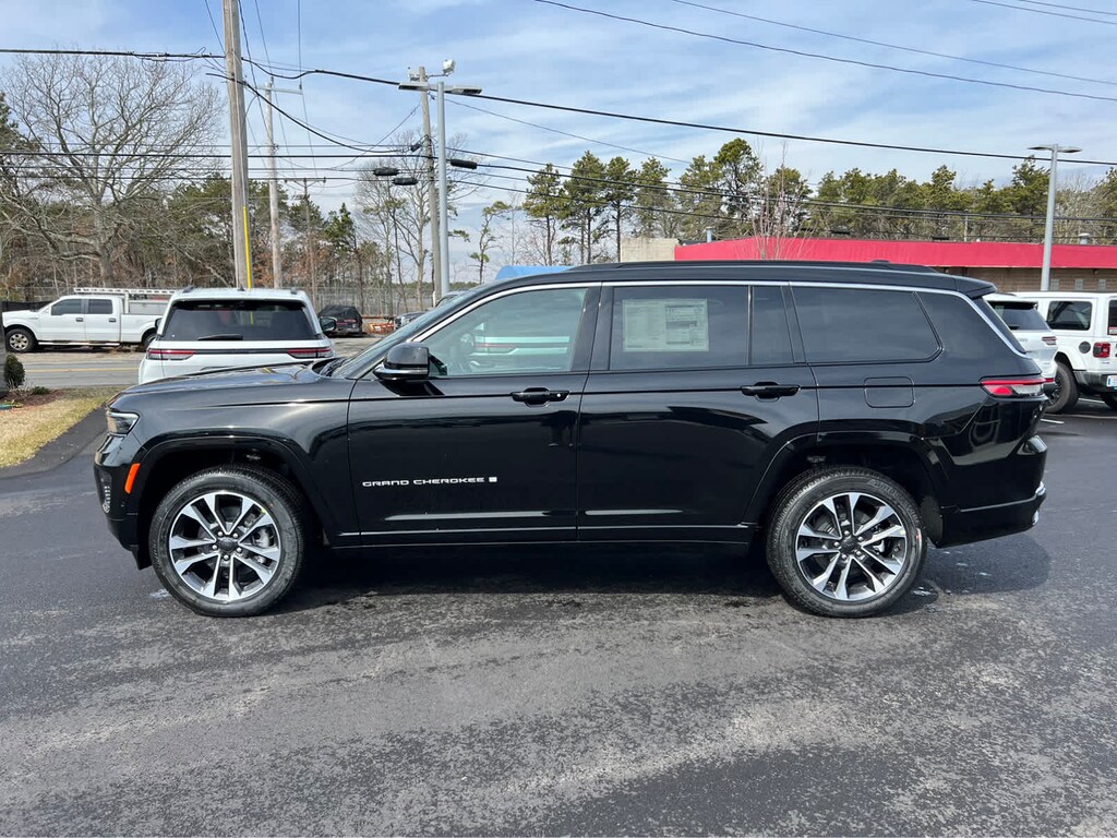 New 2024 Jeep Grand Cherokee L OVERLAND 4X4 for Sale Hyannis, MA
