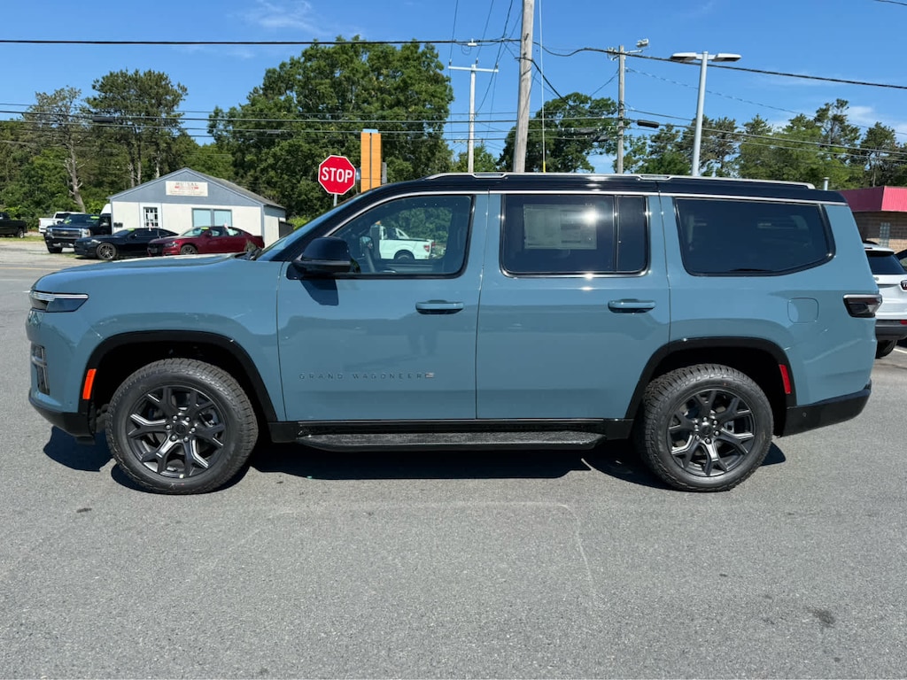 New 2026 Jeep Grand Wagoneer UPLAND 4X4 Sport Utility