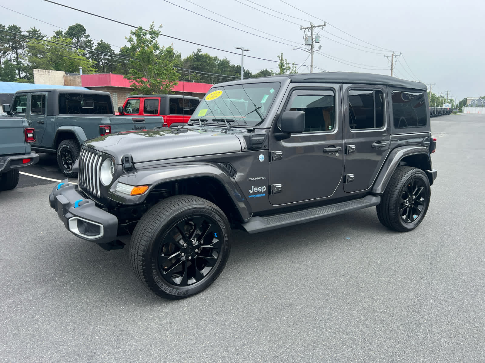 2022 Jeep Wrangler 4xe Unlimited Sahara photo 4