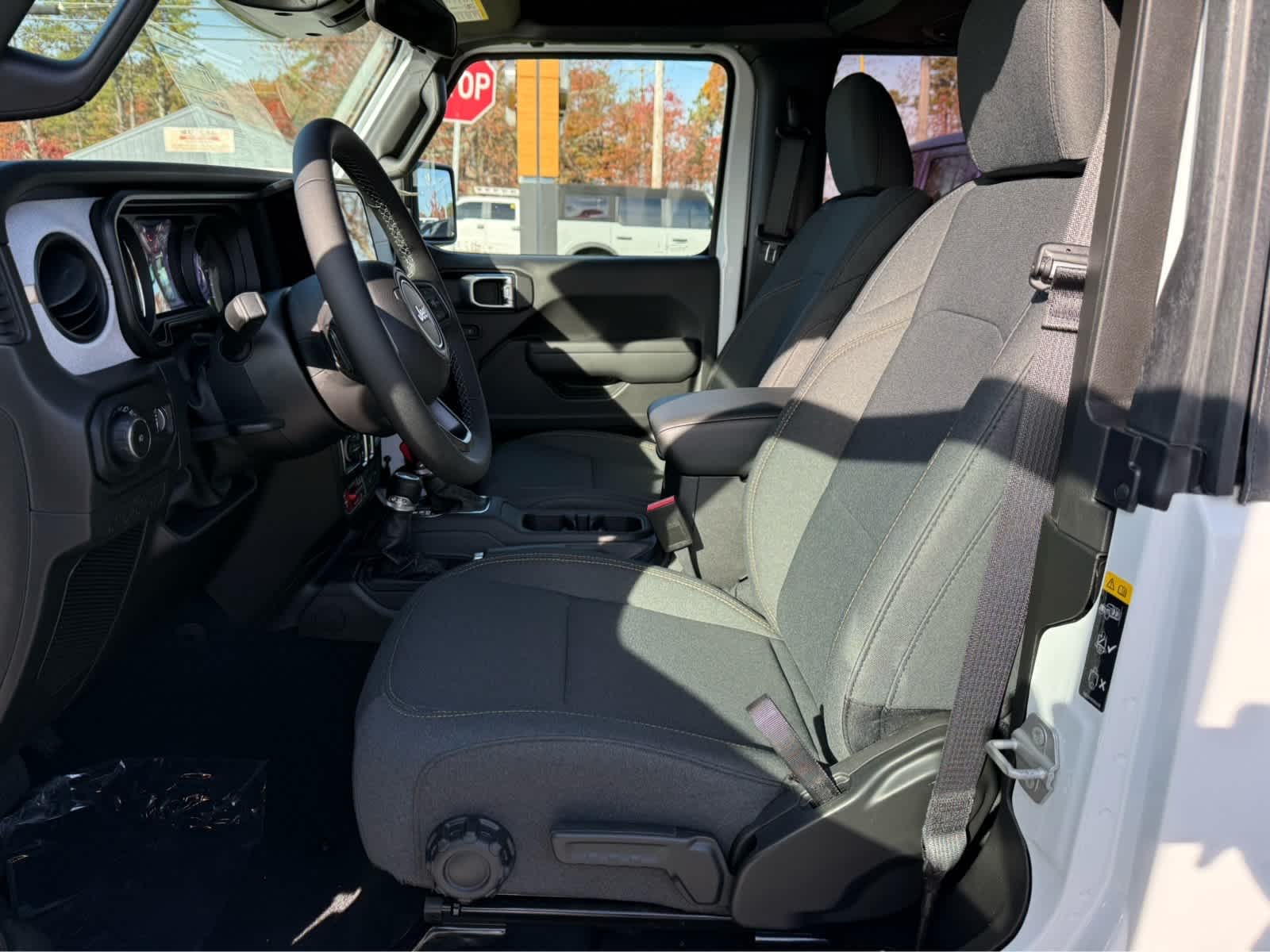 2026 Jeep Wrangler 2-Door Willys - Photo 13
