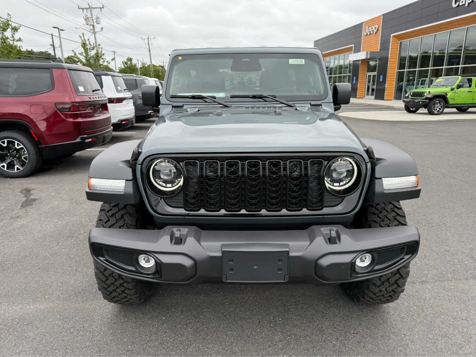 2025 Jeep Wrangler Willys photo 2