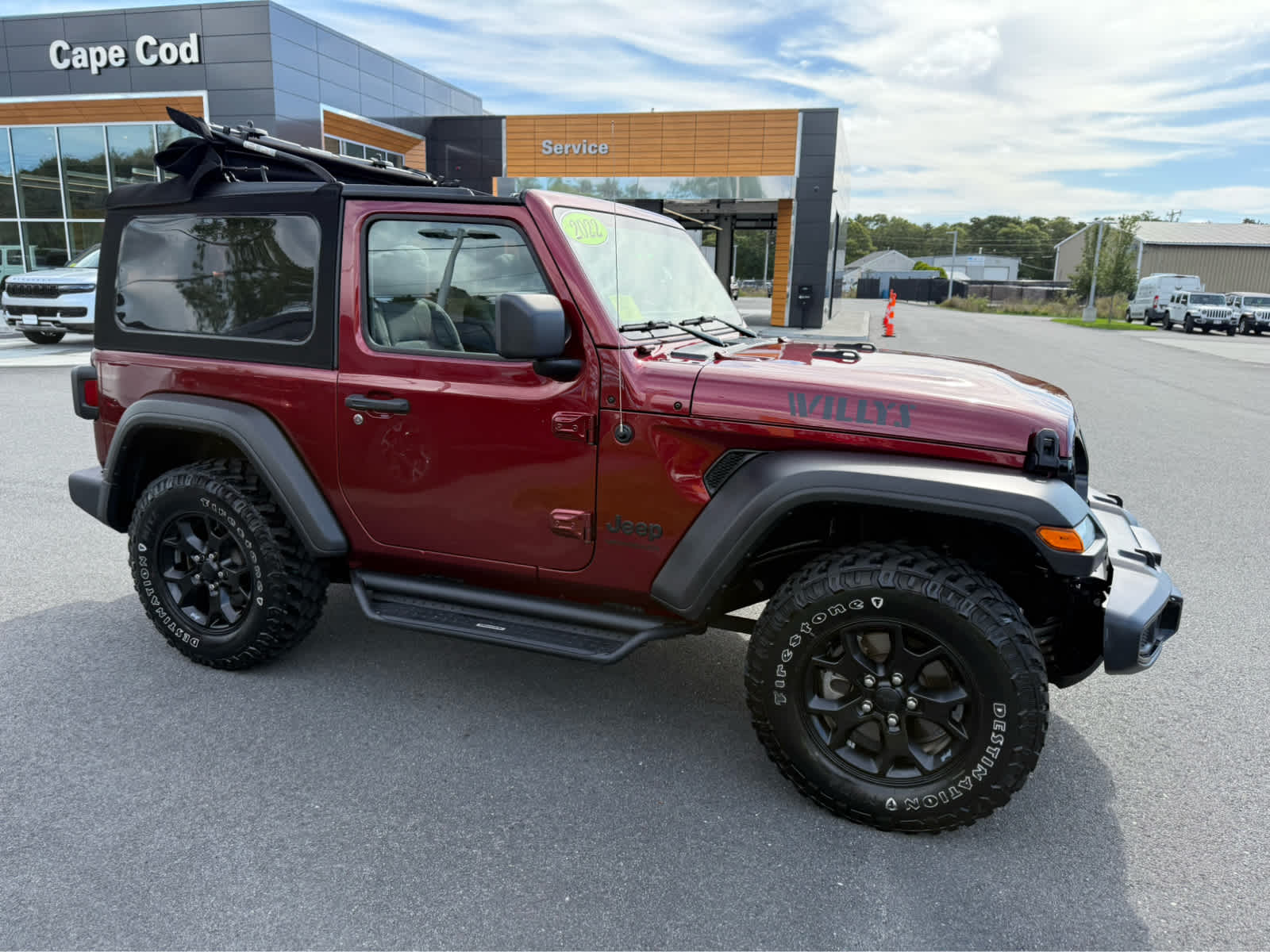 2022 Jeep Wrangler Willys photo 2
