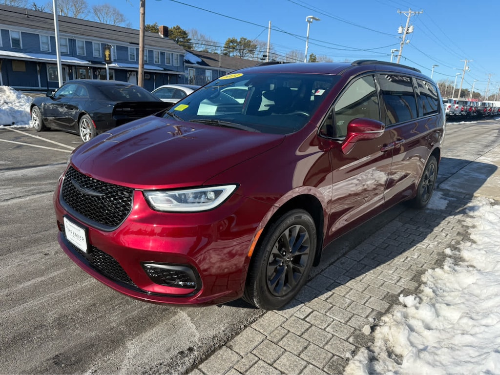 Used 2021 Chrysler Pacifica Touring Van Passenger Van
