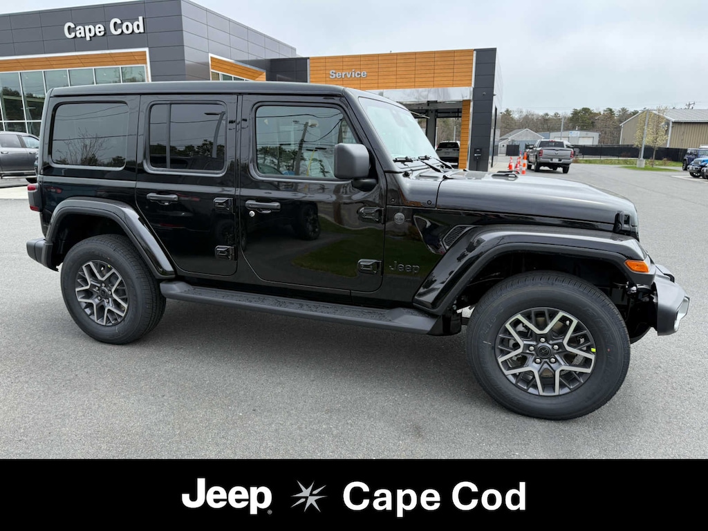 New 2026 Jeep Wrangler 4-DOOR SAHARA Sport Utility