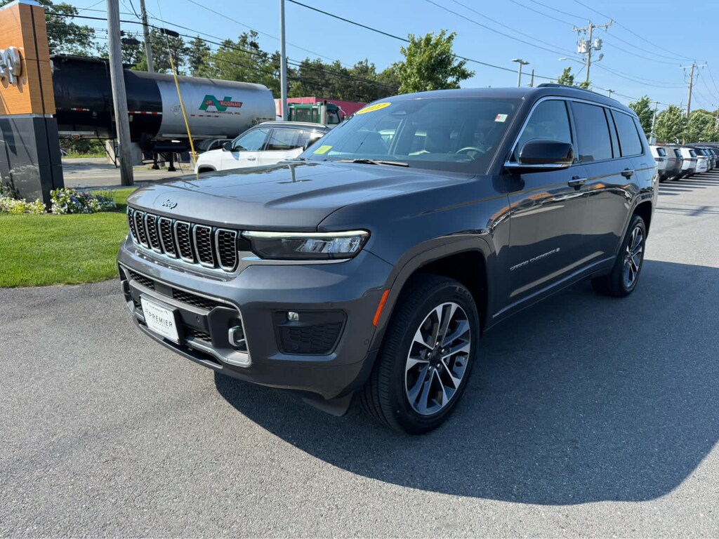 Used 2022 Jeep New Grand Cherokee Overland SUV