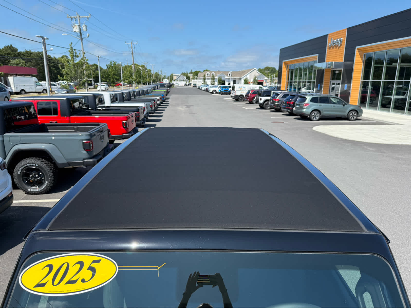 2025 Jeep Wrangler Sport S photo 4