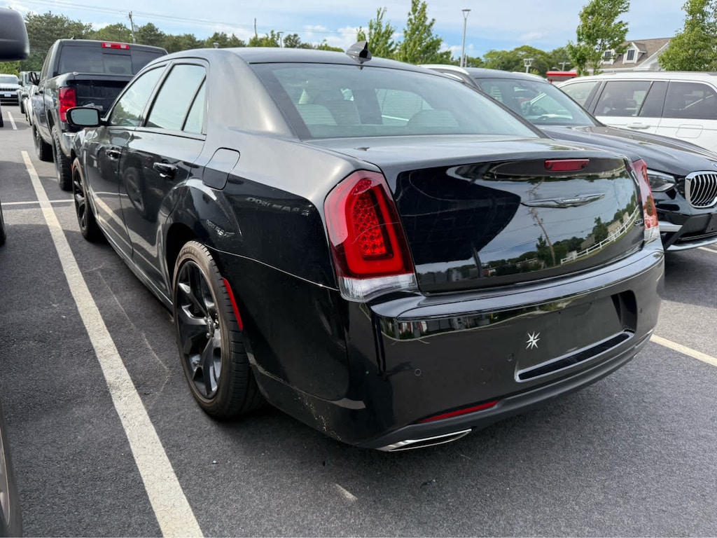 Used 2022 Chrysler 300 Touring L Sedan