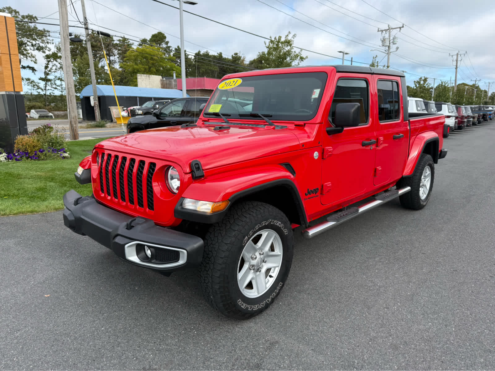 2021 Jeep Gladiator Sport S photo 2