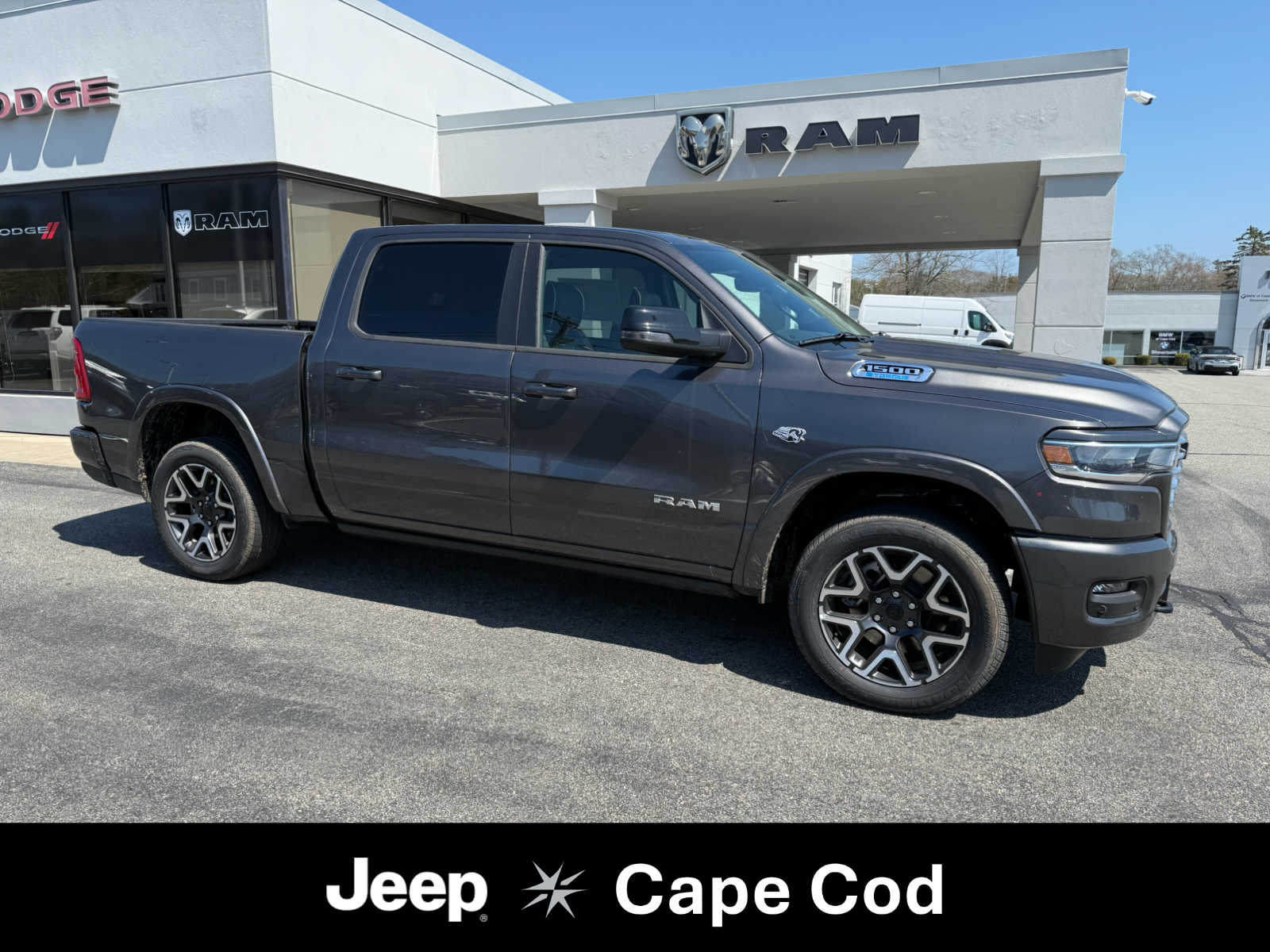 2026 RAM 1500 Laramie 4x4 Crew Cab 5'7's photo