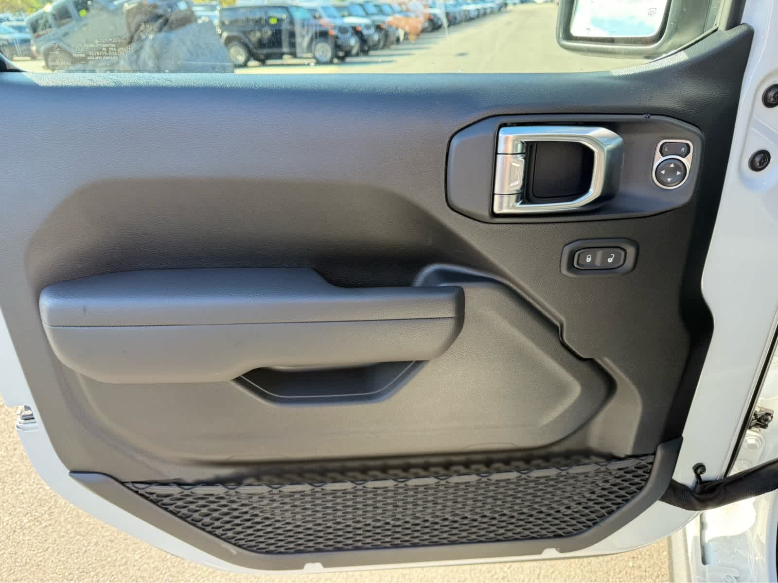 2026 Jeep Wrangler 2-Door Rubicon - Photo 10