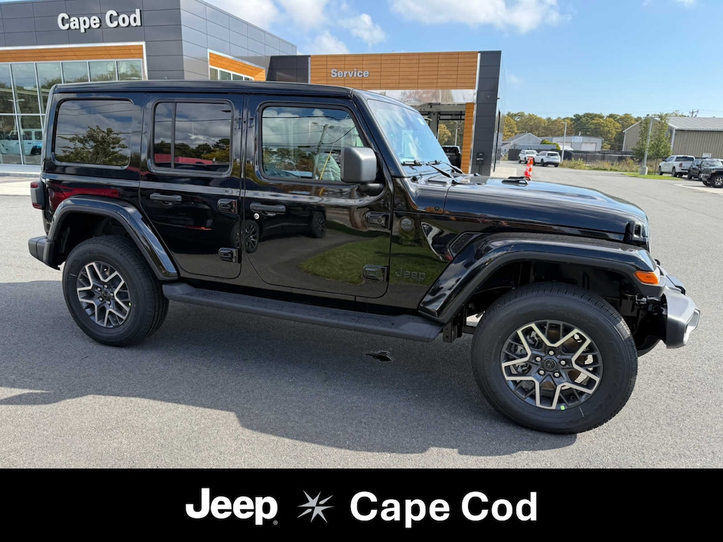 New 2026 Jeep Wrangler 4-DOOR SAHARA Sport Utility