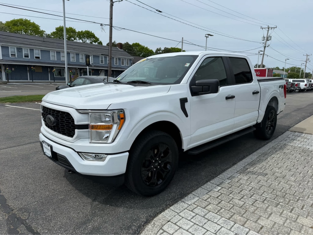 Used 2022 Ford F-150 XL 4WD Supercrew 5.5 Box Truck SuperCrew Cab