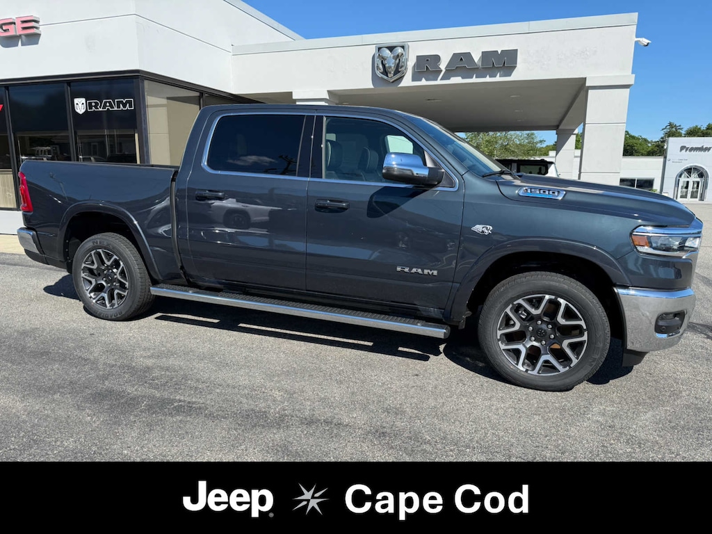New 2026 Ram 1500 LARAMIE CREW CAB 4X4 5'7 BOX Pickup