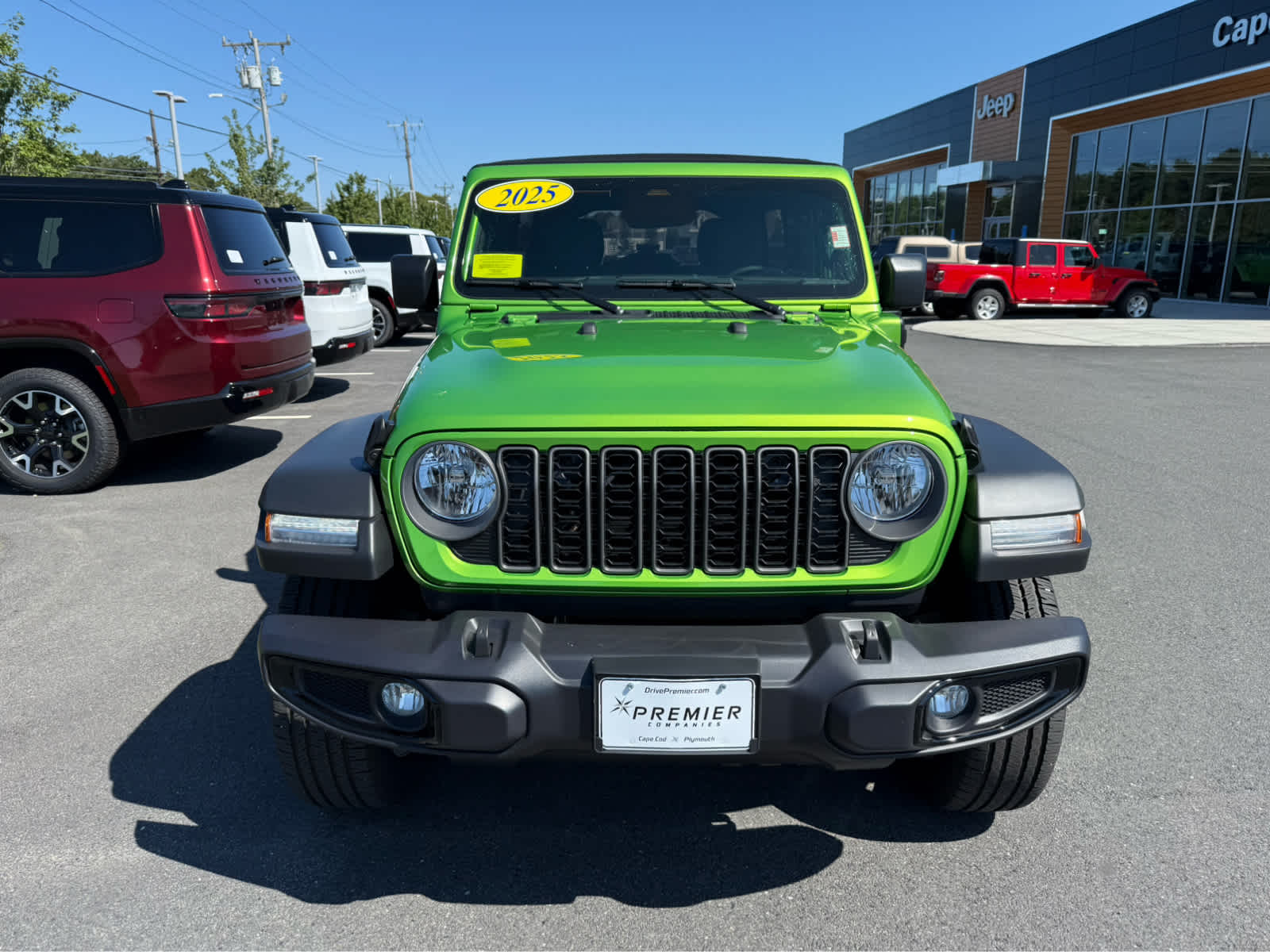 2025 Jeep Wrangler 4xe Sport S photo 3