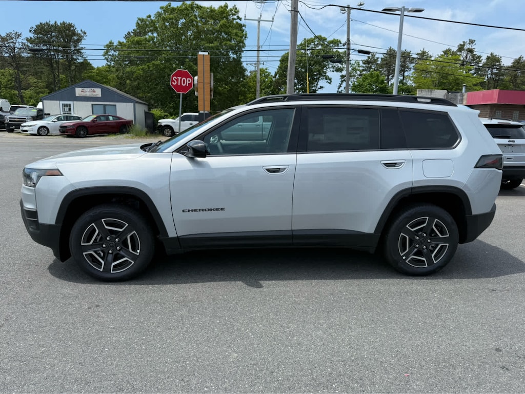 New 2026 Jeep Cherokee LAREDO 4X4 Sport Utility