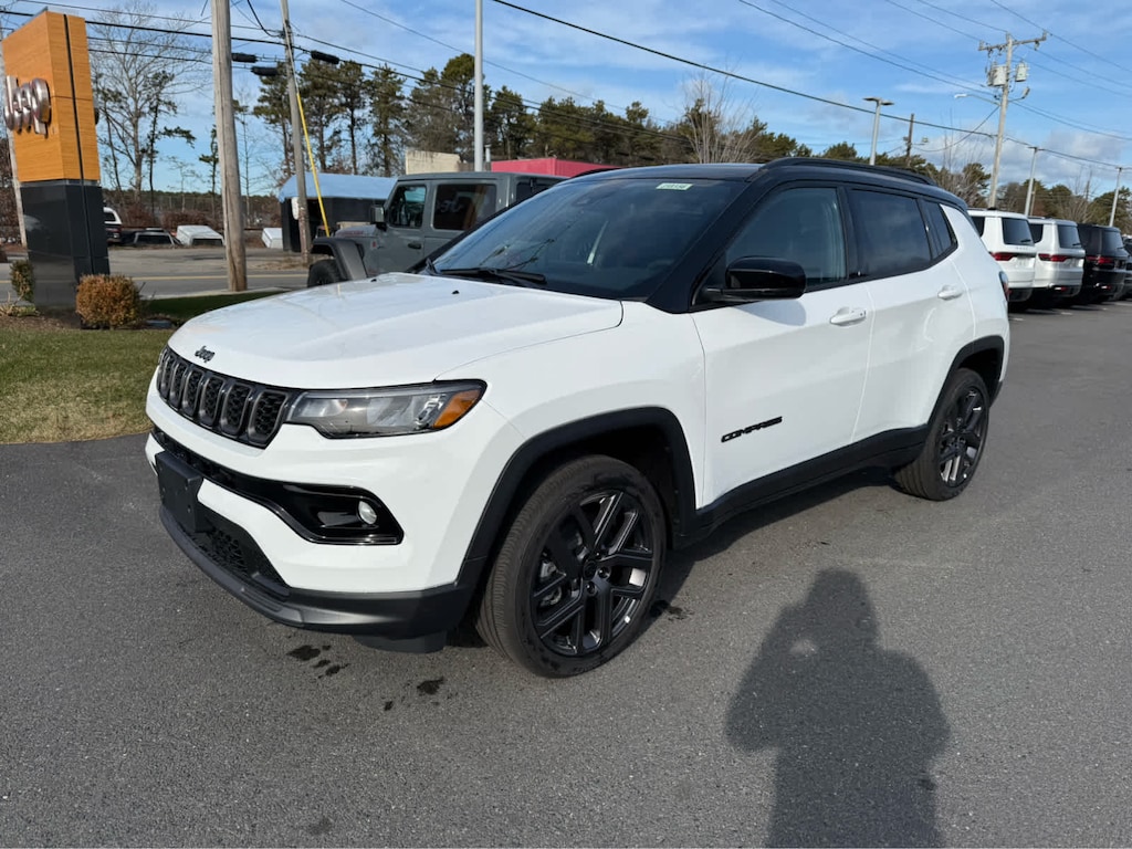 New 2026 Jeep Compass LIMITED ALTITUDE 4X4 Sport Utility