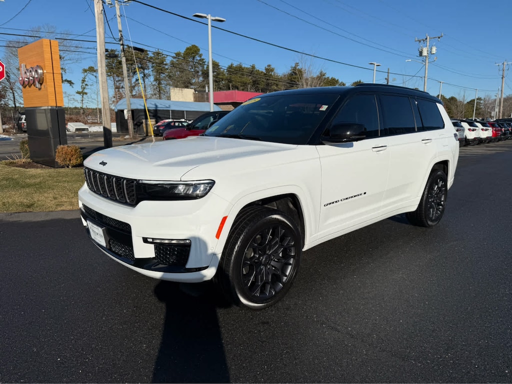 Used 2025 Jeep Grand Cherokee L Summit SUV