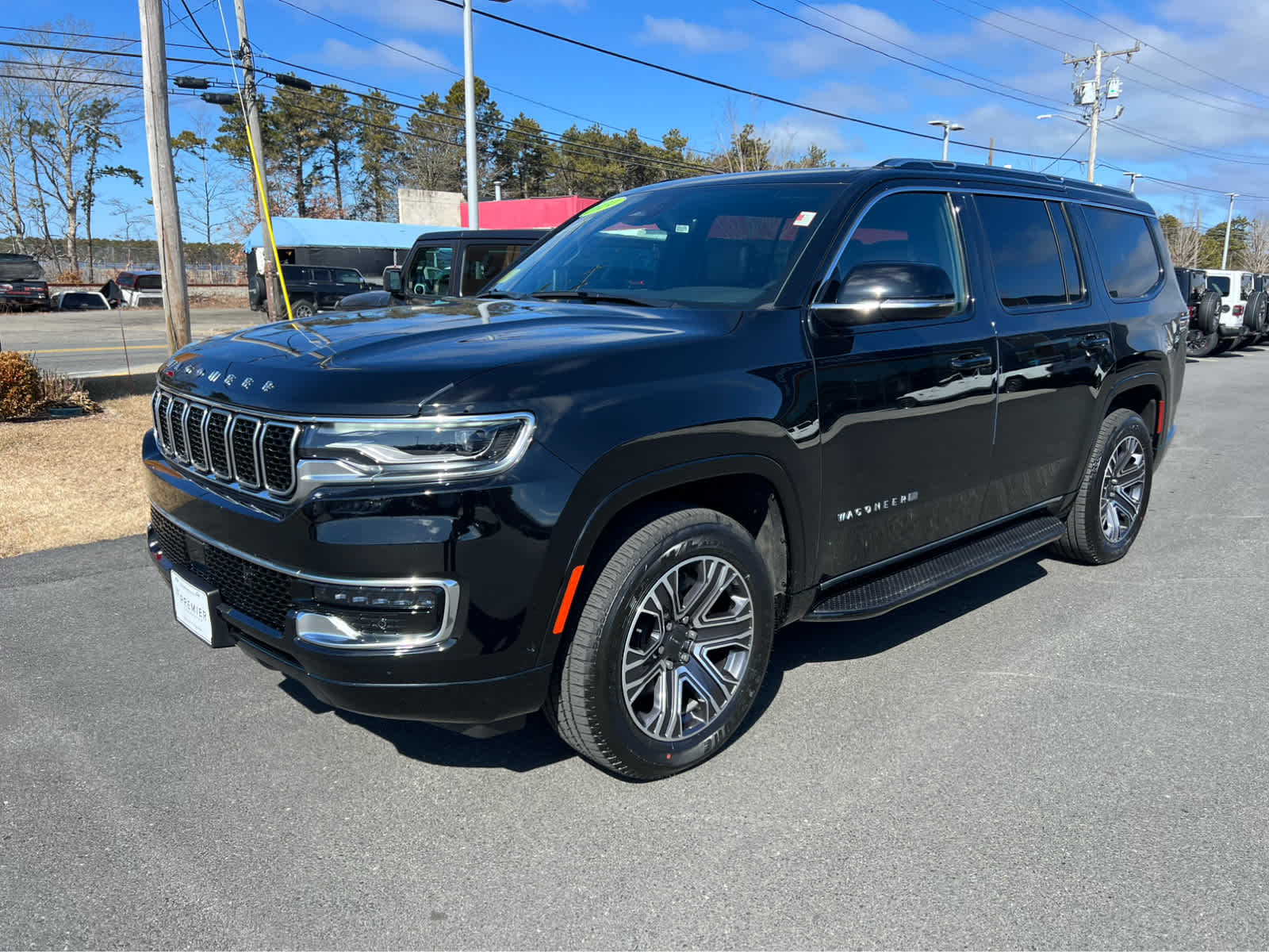 2024 Jeep Wagoneer photo 3