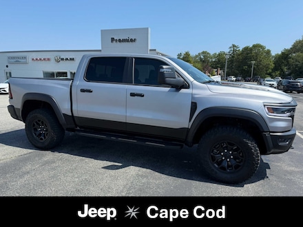 2025 Ram 1500 RHO 4x4 Crew Cab 57 Box Truck Crew Cab