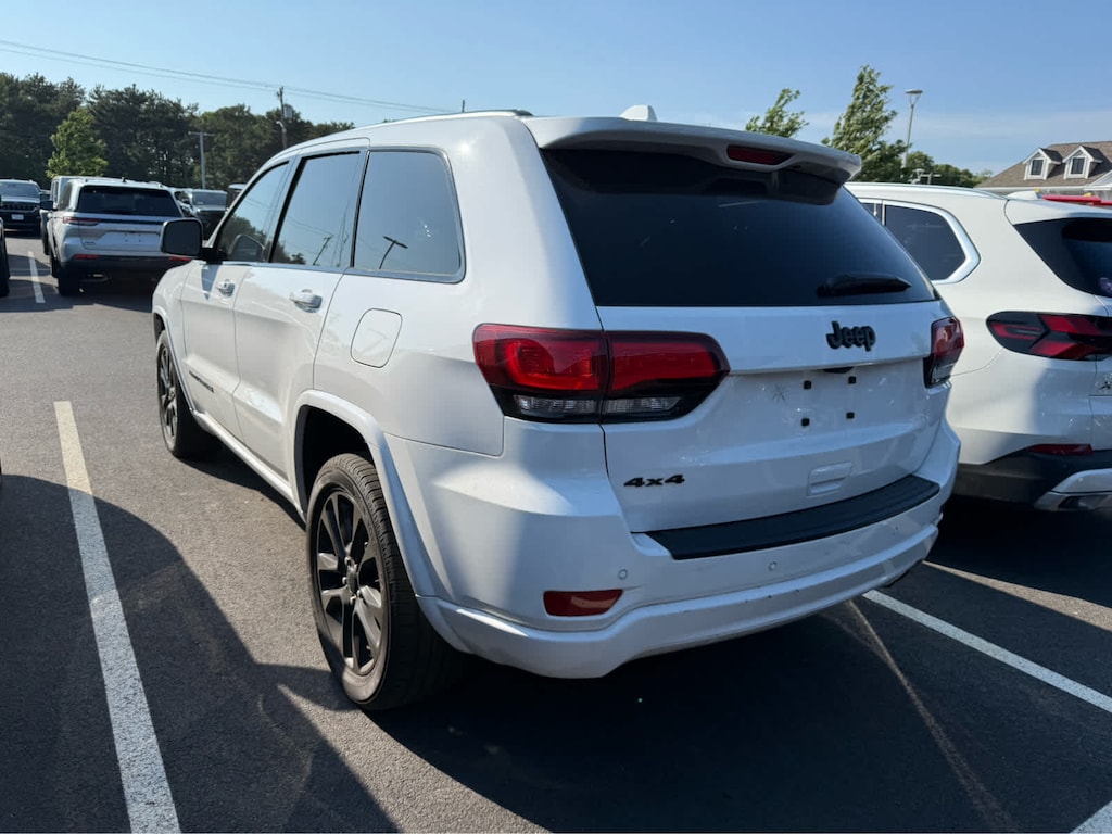Used 2021 Jeep Grand Cherokee Laredo X SUV