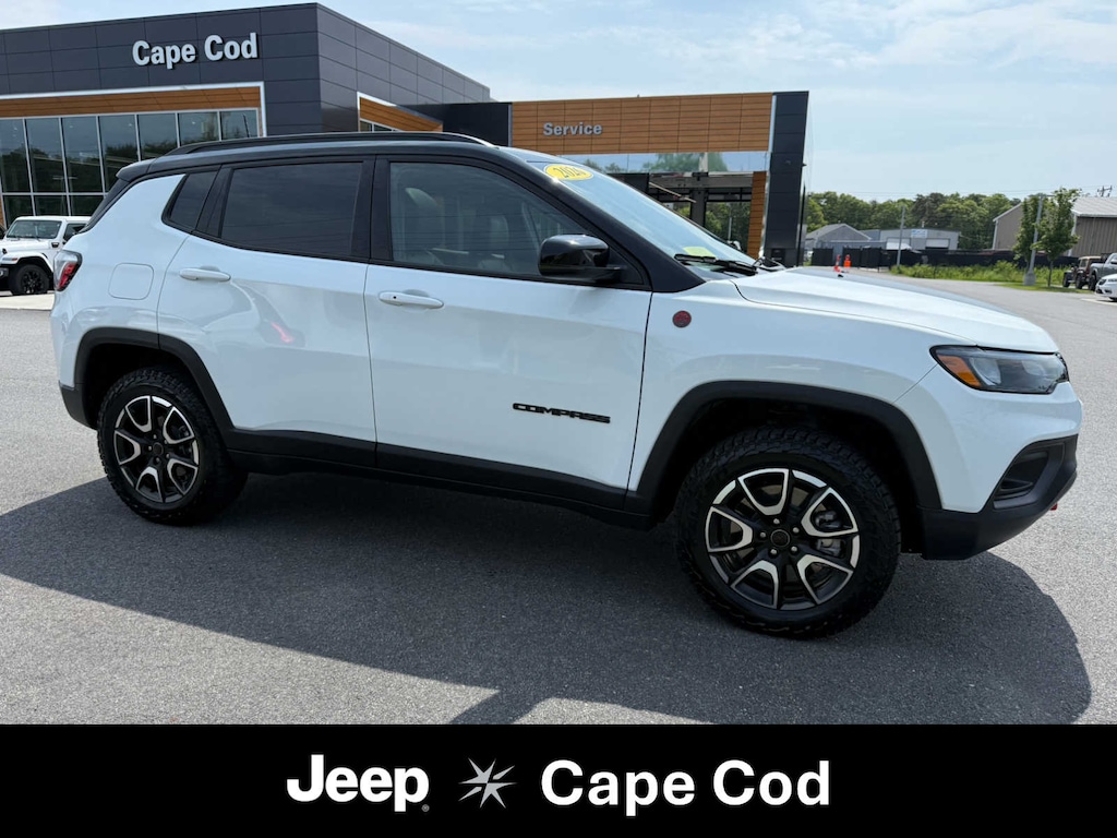Used 2026 Jeep Compass Trailhawk SUV