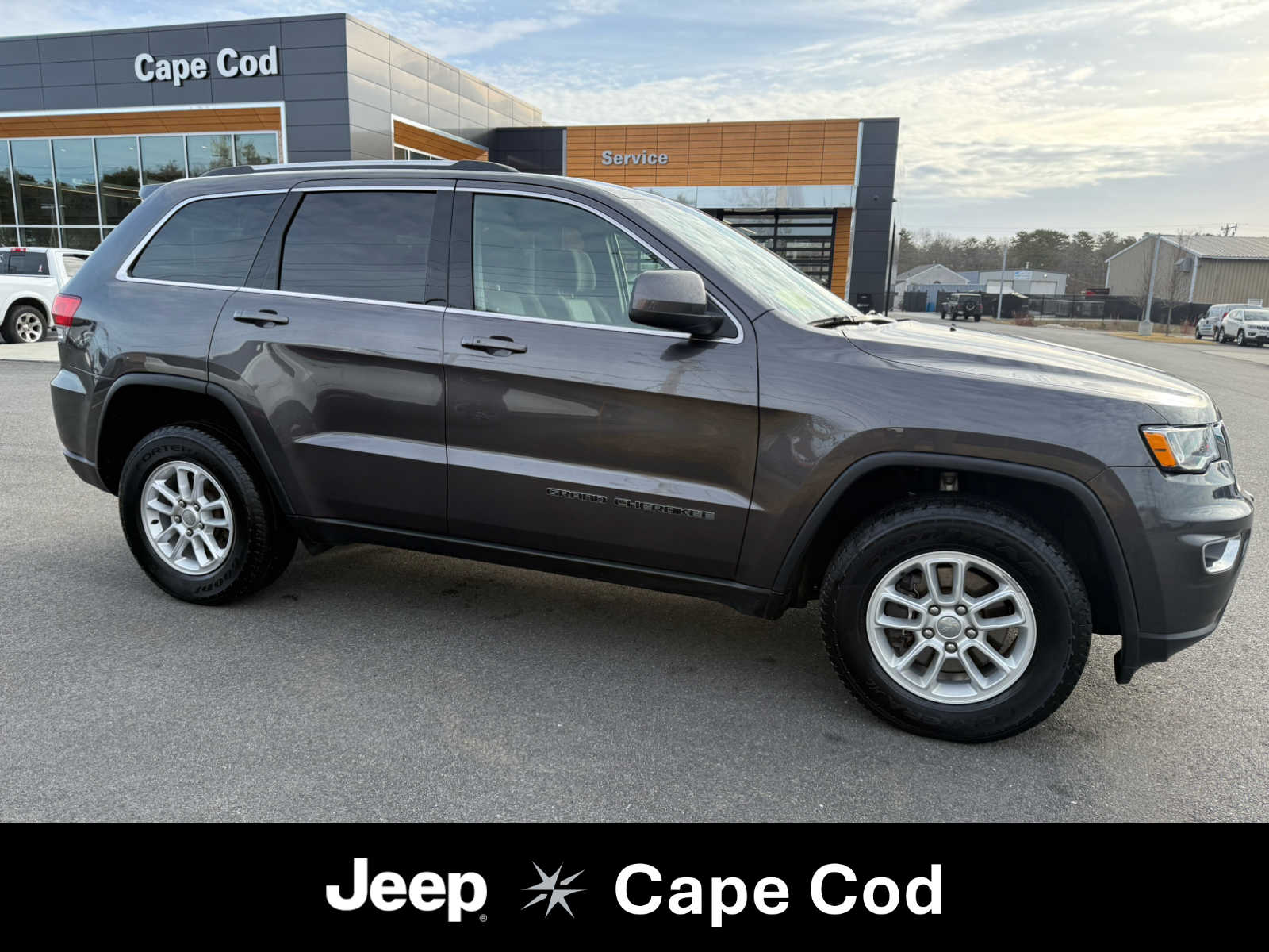 2019 Jeep Grand Cherokee Laredo E