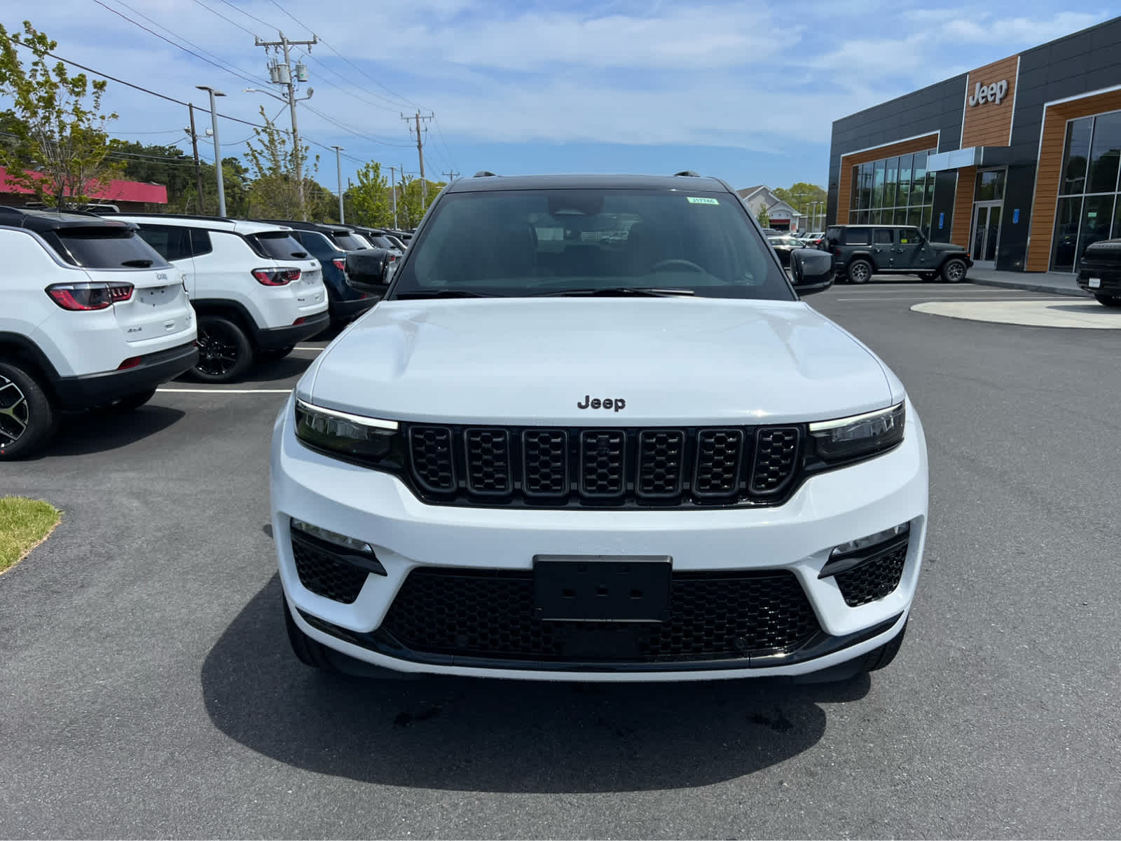 2025 Jeep Grand Cherokee Summit Reserve photo 2