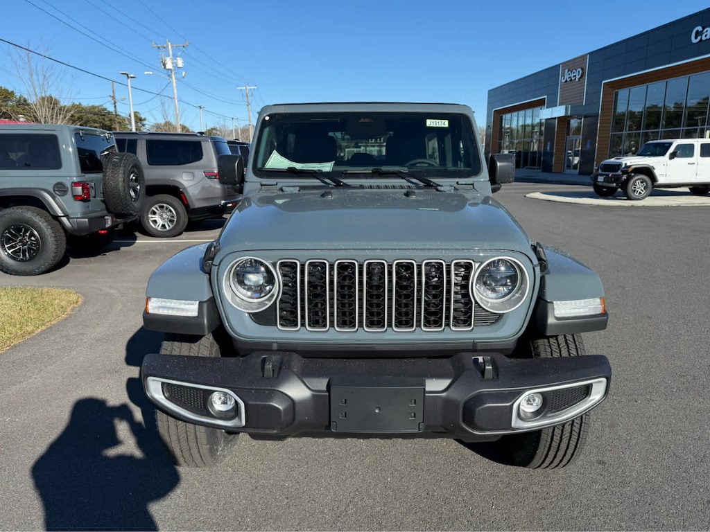New 2026 Jeep Wrangler 4-DOOR SAHARA Sport Utility
