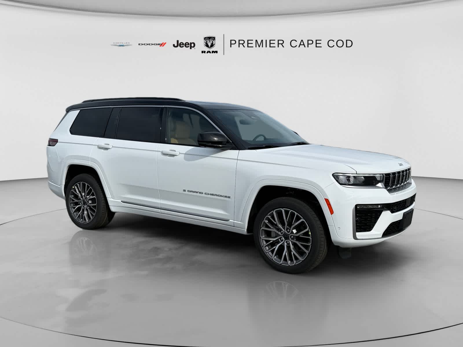 2027 Jeep Grand Cherokee L