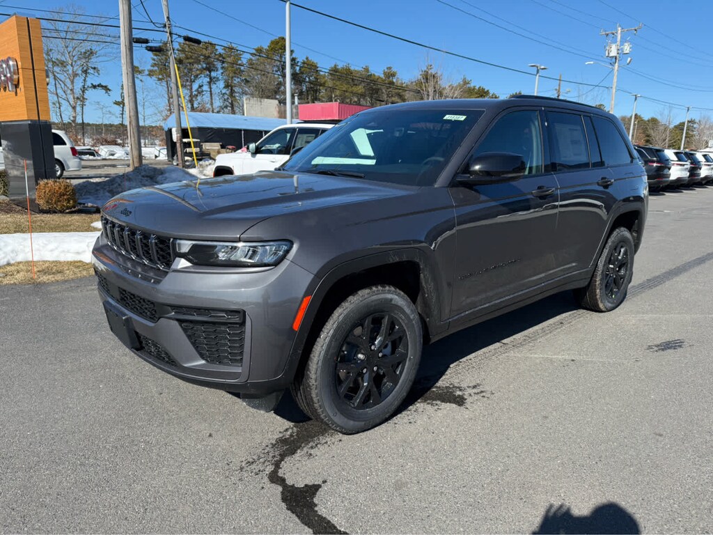 New 2026 Jeep Grand Cherokee LAREDO ALTITUDE 4X4 Sport Utility