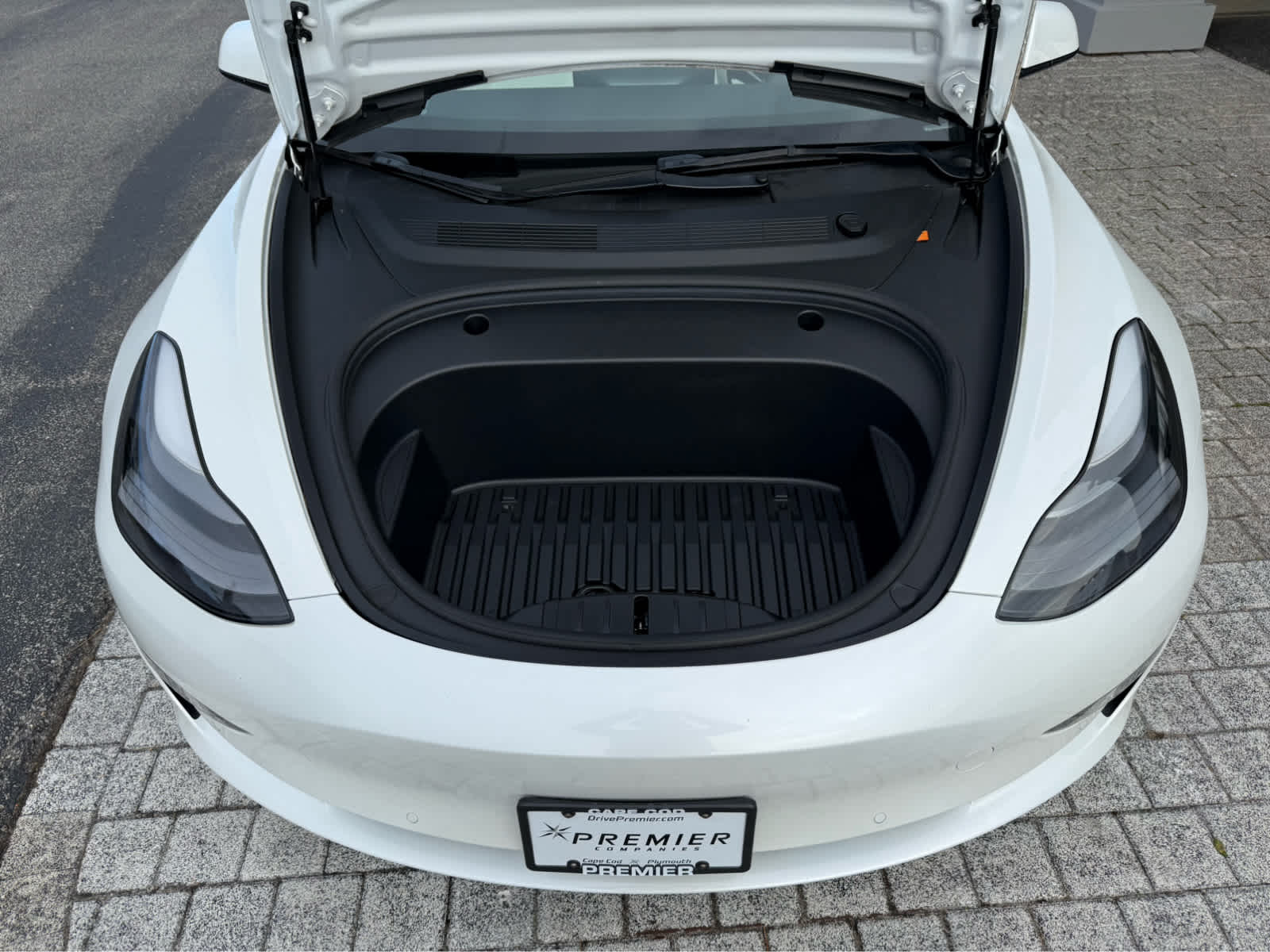 2022 Tesla Model 3 photo 2