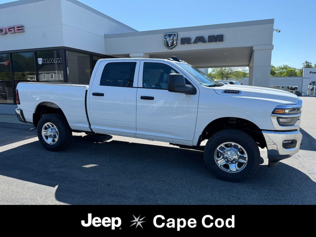 New 2026 Ram 2500 TRADESMAN CREW CAB 4X4 6'4 BOX Pickup