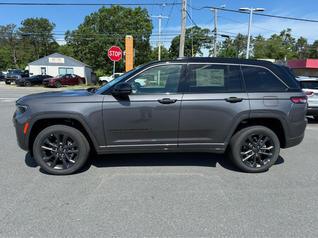 New 2026 Jeep Grand Cherokee LIMITED RESERVE 4X4 Sport Utility