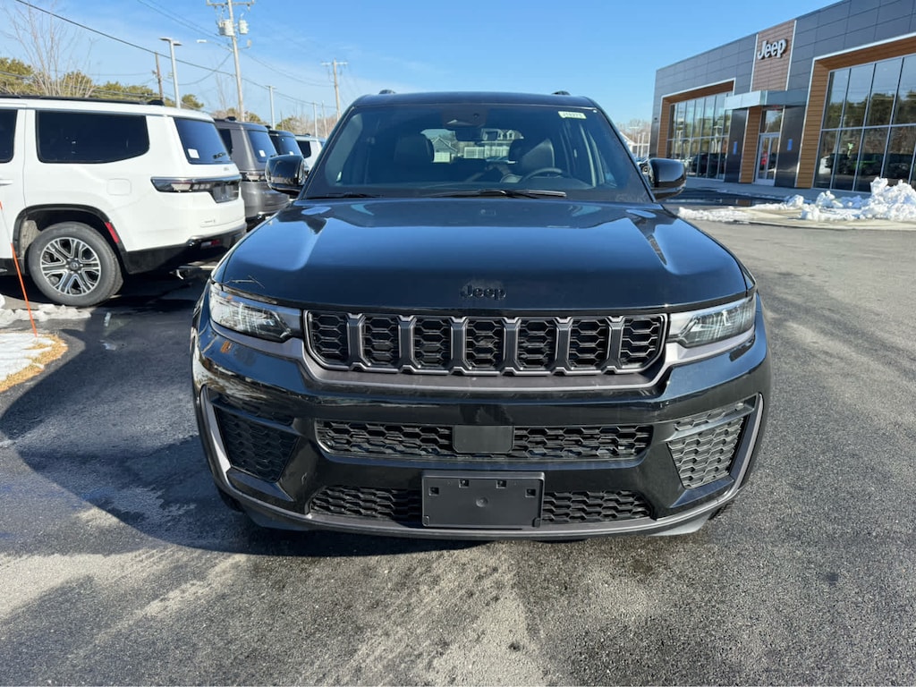 New 2026 Jeep Grand Cherokee LAREDO ALTITUDE 4X4 Sport Utility
