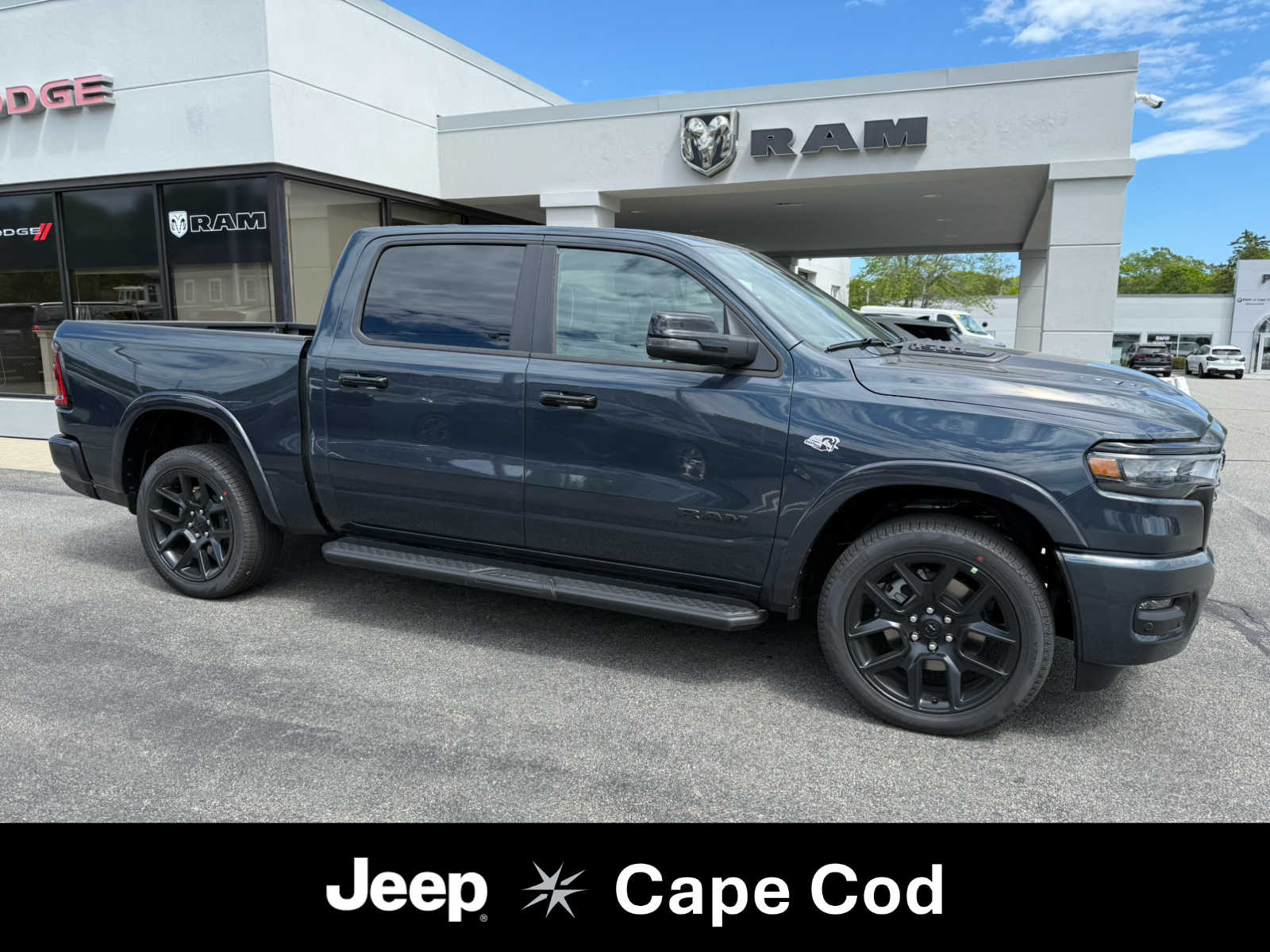 2026 RAM 1500 Laramie 4x4 Crew Cab 5'7's photo