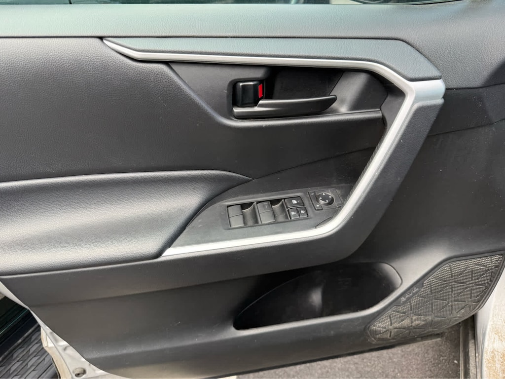 Used 2023 Toyota RAV4 LE SUV