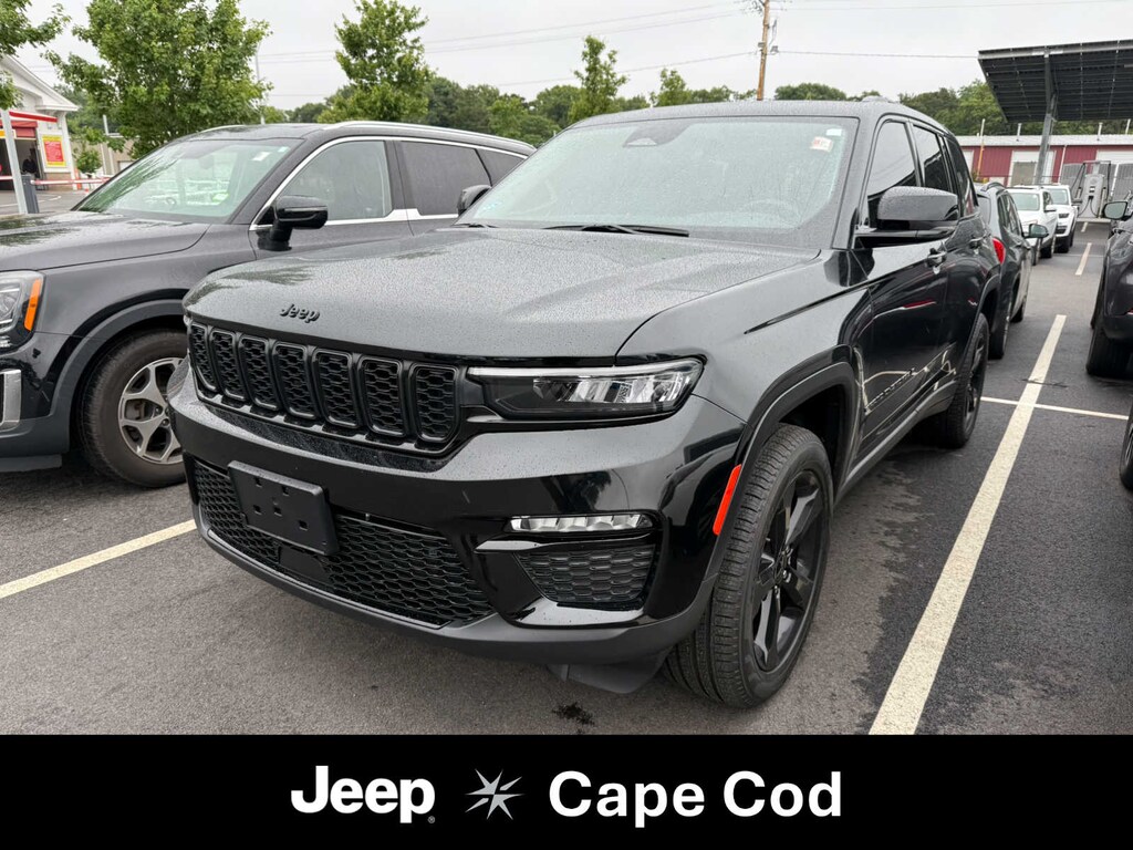 Used 2023 Jeep Grand Cherokee Limited SUV