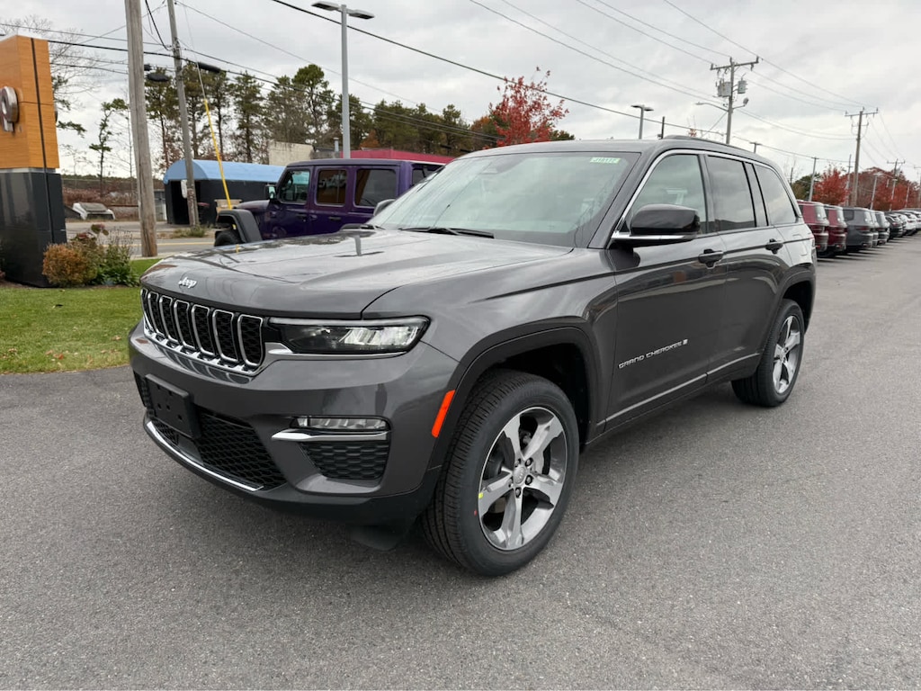 New 2025 Jeep Grand Cherokee LIMITED 4X4 Sport Utility