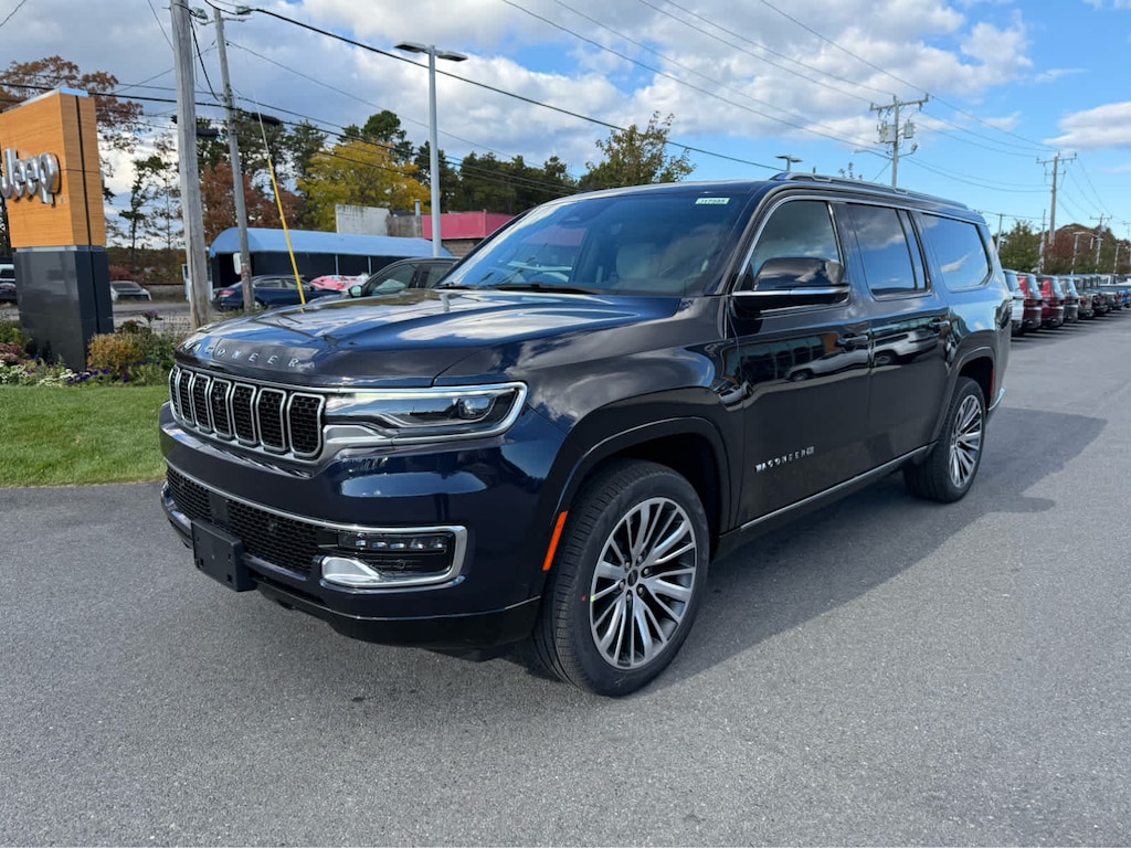 New 2025 Jeep Wagoneer L LIMITED 4X4 Sport Utility