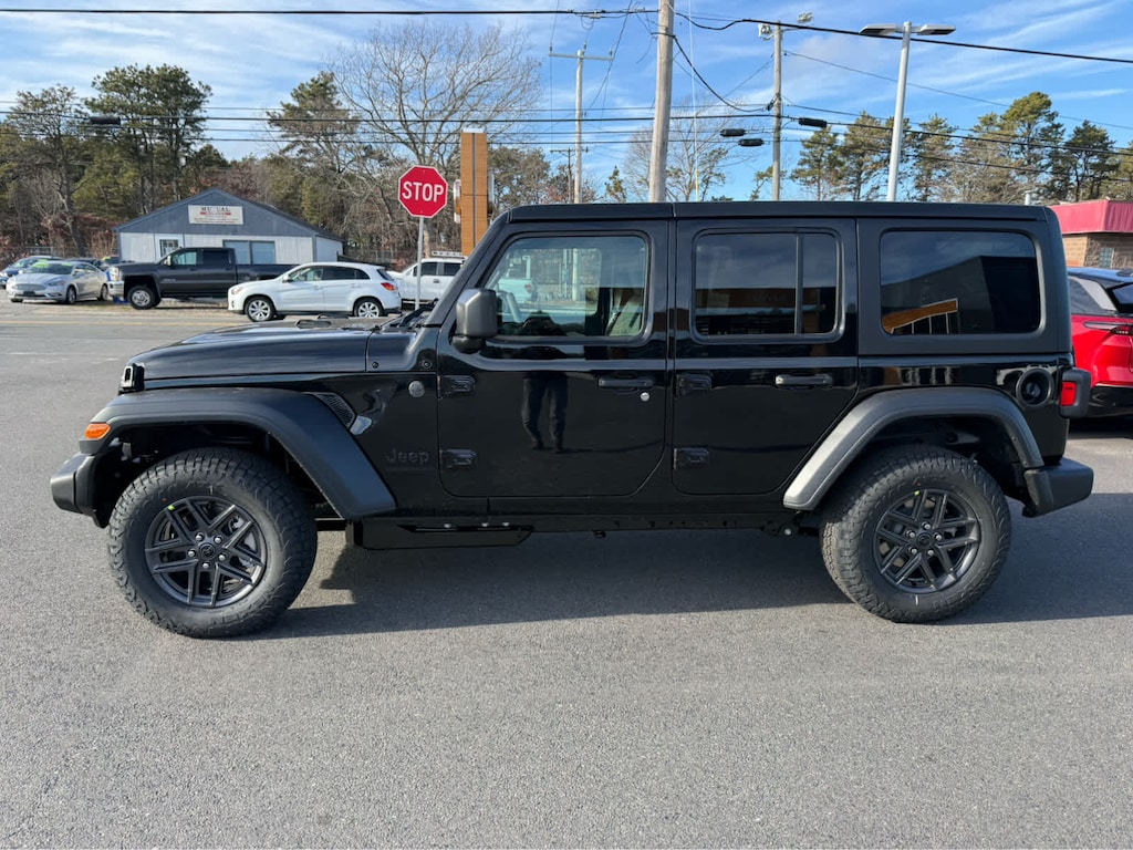 New 2026 Jeep Wrangler 4-DOOR SPORT S Sport Utility