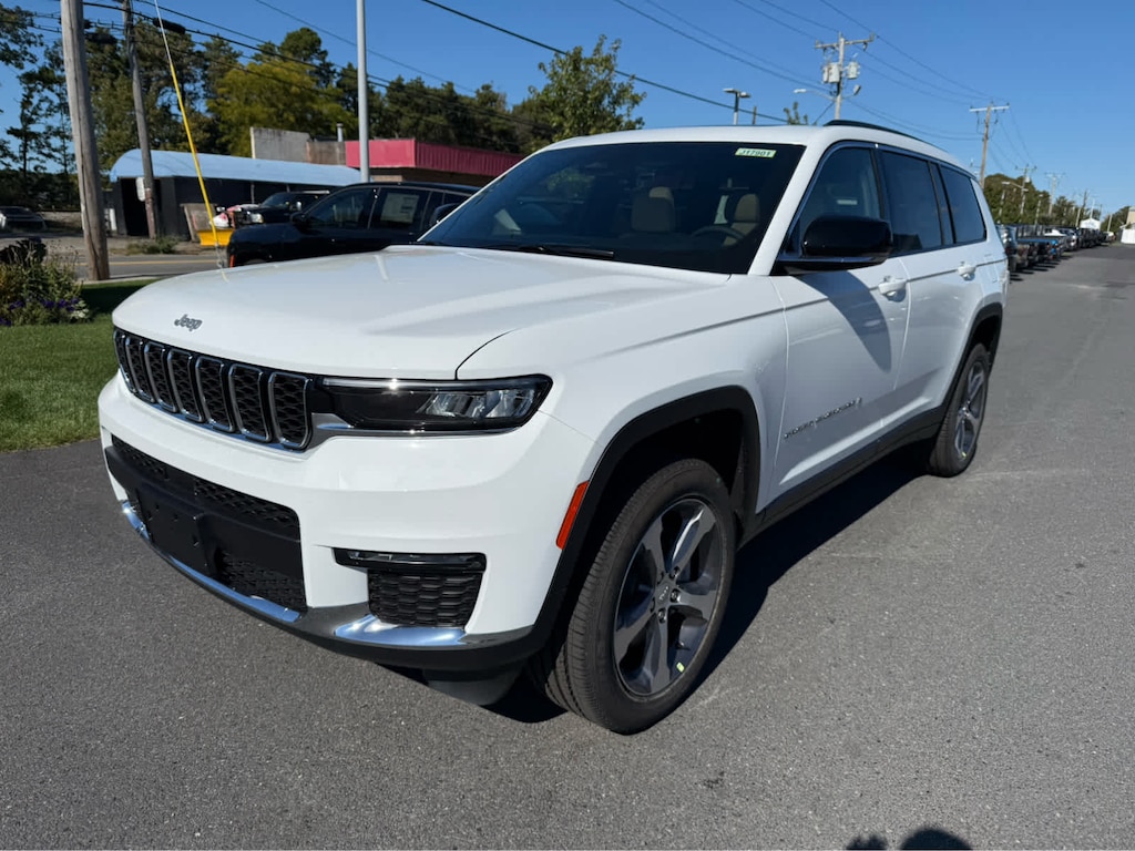 New 2025 Jeep Grand Cherokee L LIMITED 4X4 Sport Utility