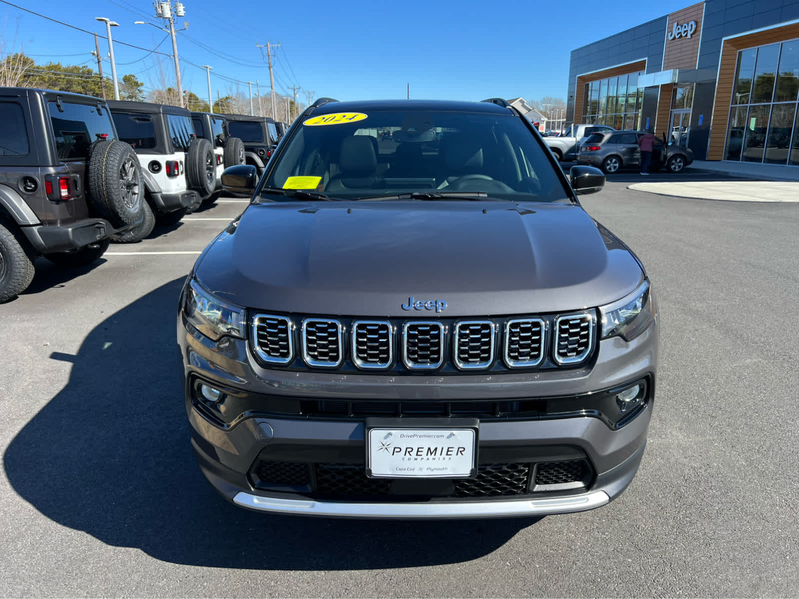 2024 Jeep Compass Limited photo 2