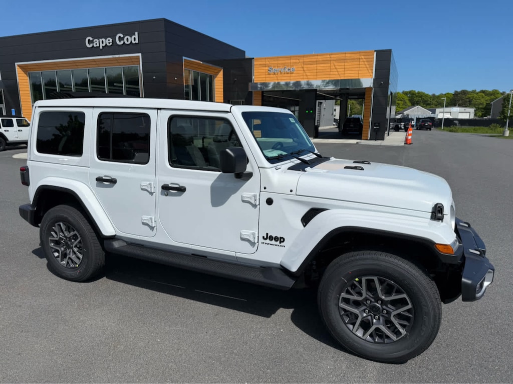 New 2026 Jeep Wrangler 4-DOOR SAHARA Sport Utility
