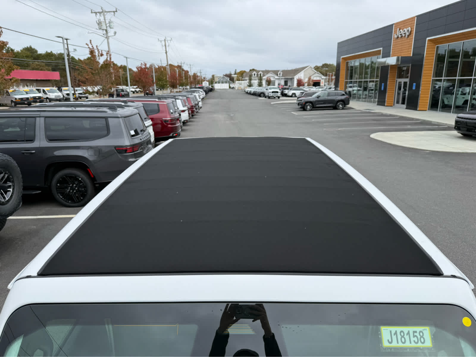 2026 Jeep Wrangler Sahara photo 4