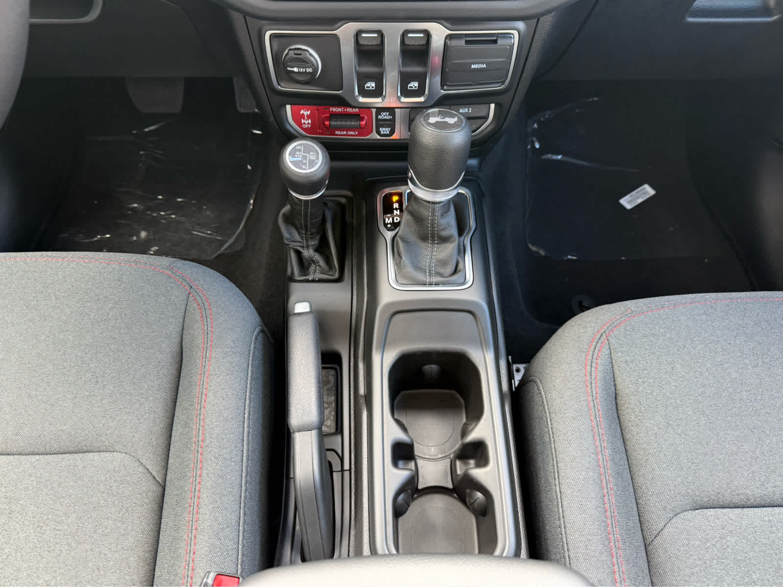 2026 Jeep Wrangler 2-Door Rubicon - Photo 21