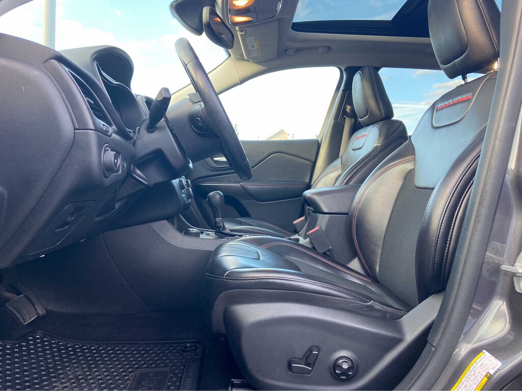 Used 2019 Jeep Cherokee Trailhawk for Sale Hyannis, MA Premier Cape