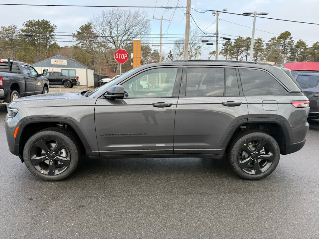 New 2026 Jeep Grand Cherokee LIMITED 4X4 Sport Utility